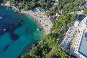 Akrotiri Beach Hotel