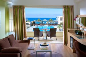 Minoa Palace Resort & Spa