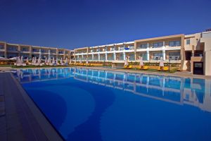 Minoa Palace Resort & Spa