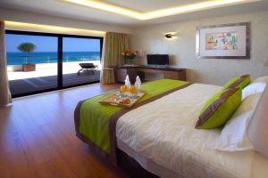 Minoa Palace Resort & Spa