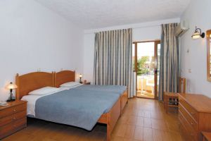 Kavros Beach Hotel