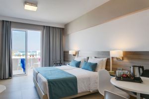One Bedroom Apartment