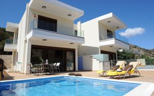 Palaiokastro Villa