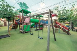 Star Beach Village