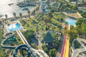 Star Beach Village