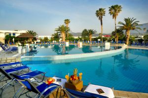 Kinetta Beach Resort & Spa