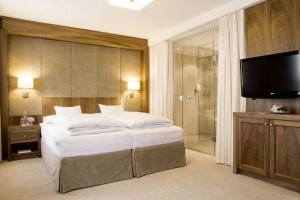 Double Room Grand Lit