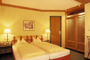 Alpina Hotel