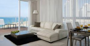 ISLAND LUXURIOUS SUITES HOTEL 