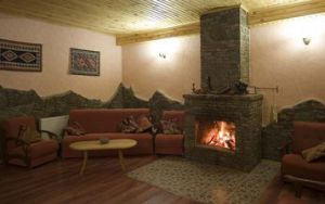 GUDAURI ALPIN HUT 3+*