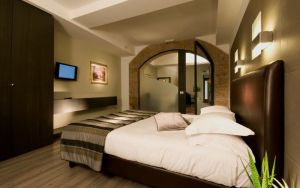 Trevi Hotel