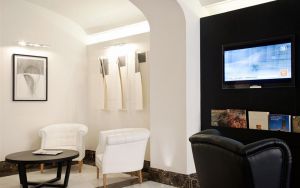 The First Luxury Art Hotel