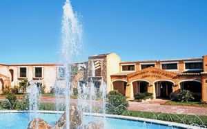 Colonna Beach Resort De Luxe