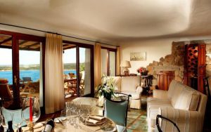 Pitrizza Hotel De Luxe