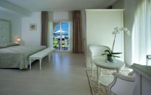 Pellicano d'Oro Beach Hotel