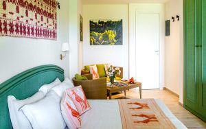 Cormoran Hotel & Residence