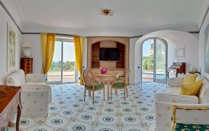 Mamela Hotel