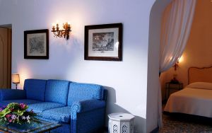 A'Pazziella Hotel