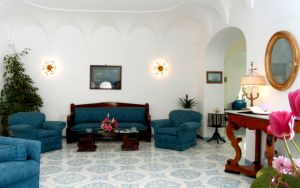 A'Pazziella Hotel