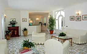 Canasta Hotel