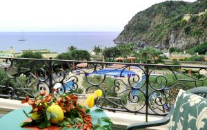 Zaro Hotel