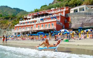 La Gondola Hotel