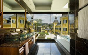Falkensteiner Schlosshotel Velden