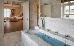 Falkensteiner Schlosshotel Velden
