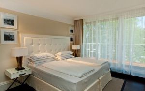 Lake's - my lake hotel