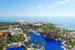 Barcelo Maya Palace