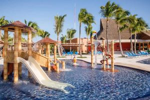 Barcelo Maya Colonial