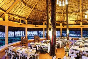 Barcelo Maya Colonial