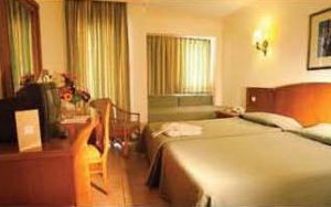 AKKA CLAROS HOTEL 