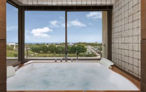Hilton Suite Sea View