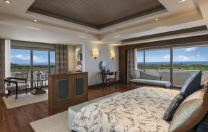 King Suite Sea View