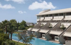 Family Room Pool Access Sea View